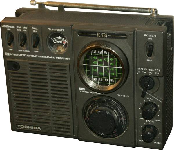 Toshiba IC-737 Toshiba IC-737