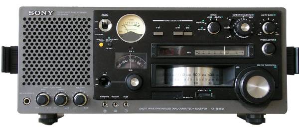 Sony ICF-6800W